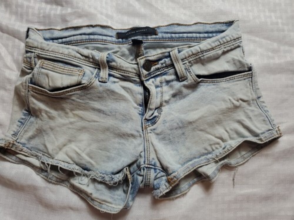 Flying Monkey Women’s Denim Jean Shorts Size 24 Raw Hem